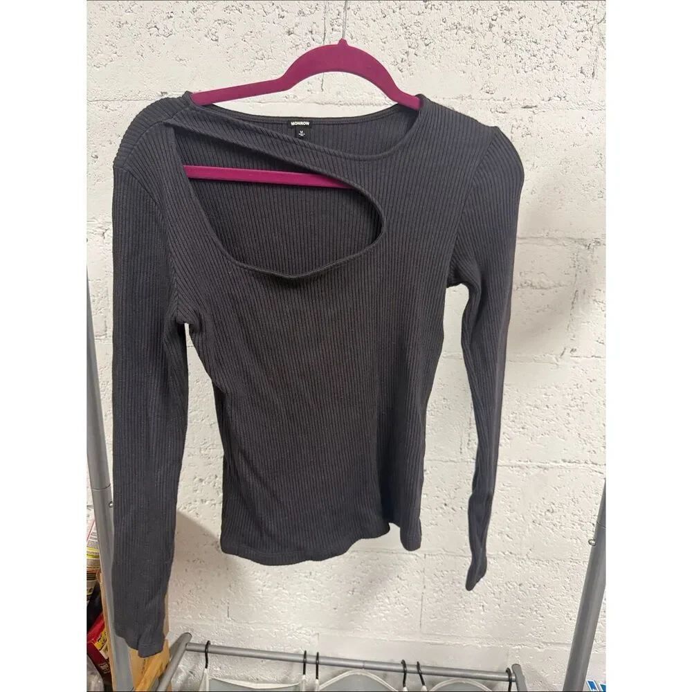 Wornow Ribbed Long-Sleeve Cutout Top - Charcoal Gray MONROW - Like New